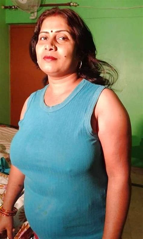 nude fat aunty|Indian aunty sex hot photos